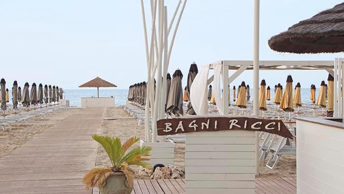 Hotel Mia Restaurant Airport ريميني المظهر الخارجي الصورة